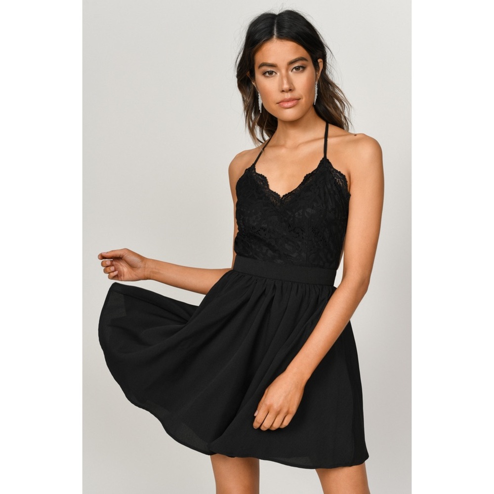 Tobi MILA BLACK LACE PLEATED SKATER DRESS …